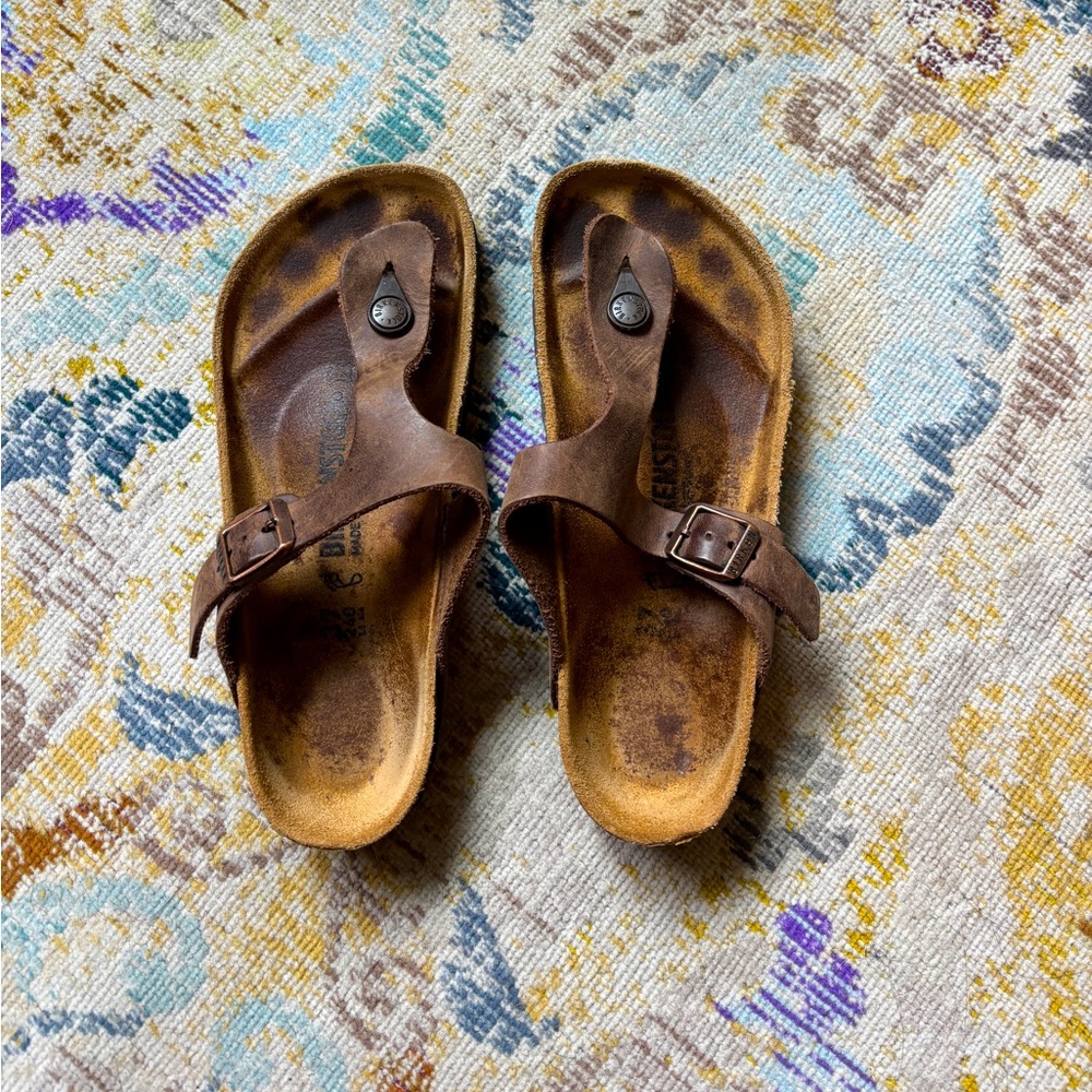 Birkenstock Gizeh Brown Leather Sandal. Worn a handful of times.